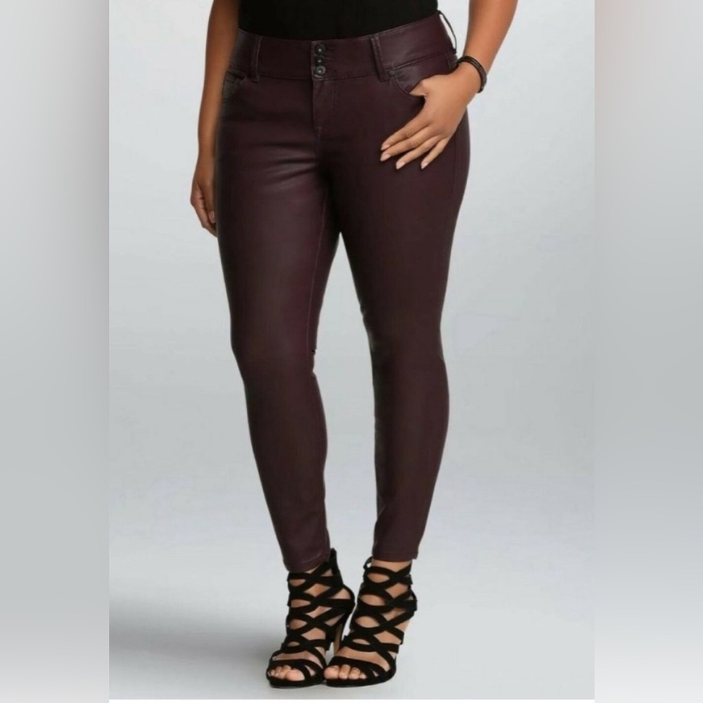 NWT Torrid Premium Faux Leather OxBlood Jeggings Size 26 - Picture 1 of 10